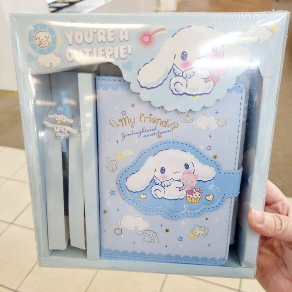 Brand New in box Cinnamoroll Diary Set - Picture 1 of 3